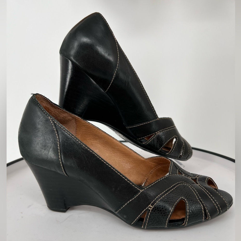 CLARKS ARTISAN BROWN LEATHER OPEN TOE WEDGES CHOCOLATE BROWN PADDED INSOLES